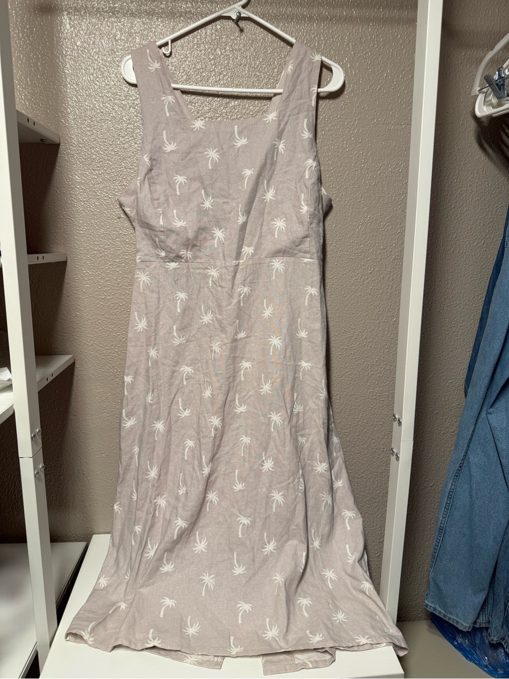Charlie Paige Light Mauve Palm-Print Maxi Dress